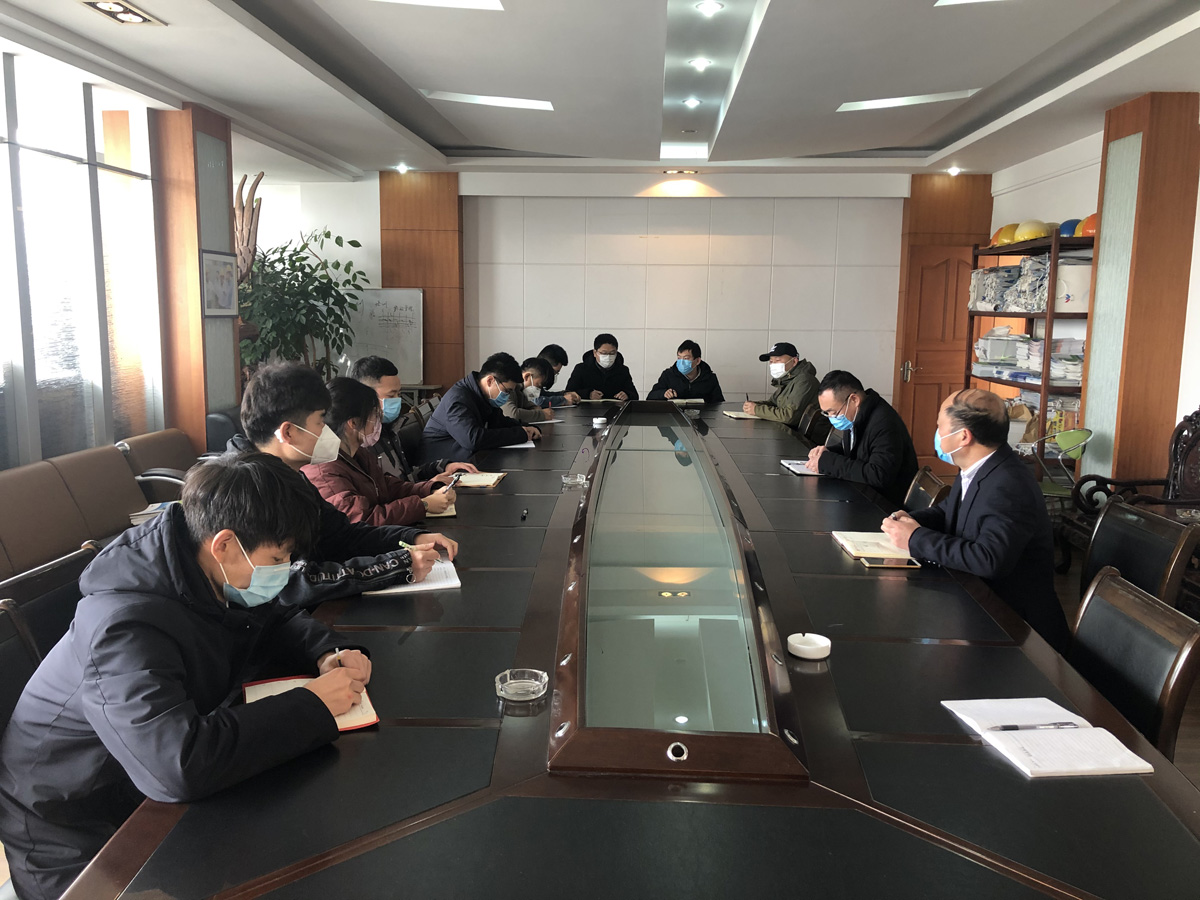三队组织召开团员青年座谈会.JPG