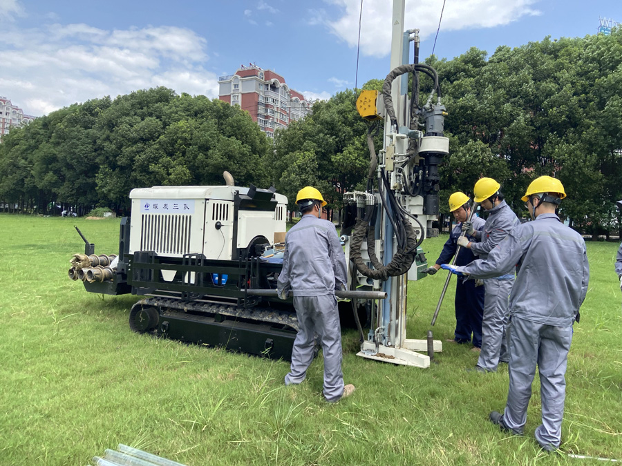 江苏局三队高效完成土壤采样调查项目.jpg