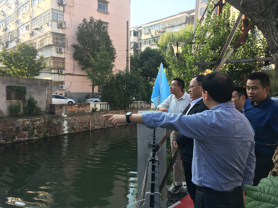 常州市水利局领导视察指导江苏局三队河道生态修复项目.jpg