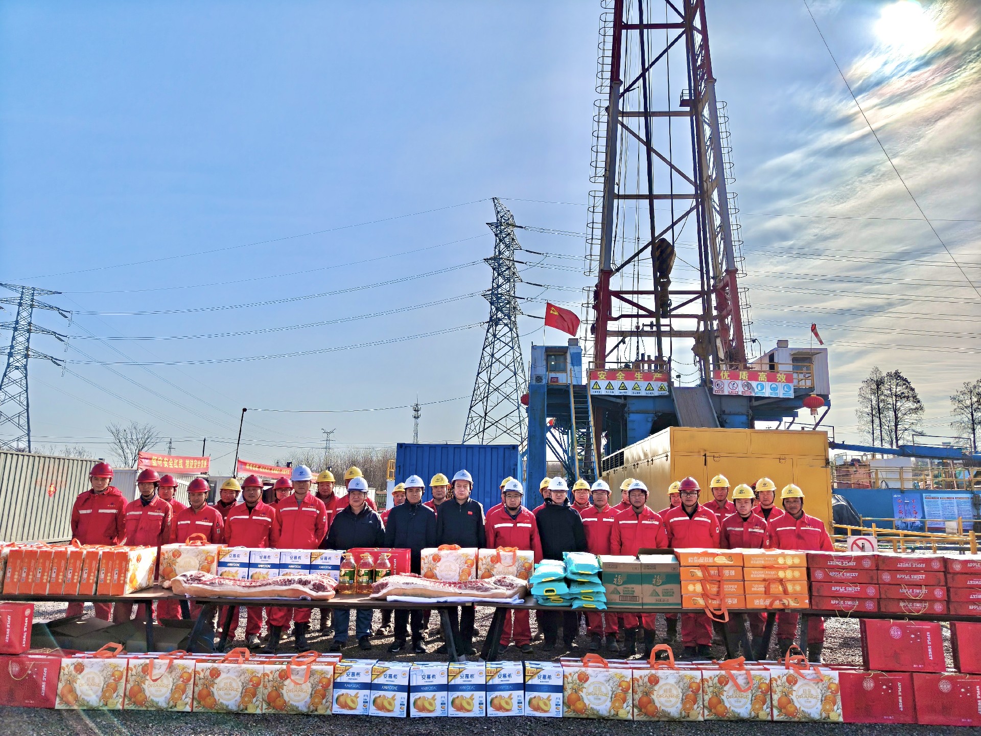 [节日慰问]局党委副书记张昊大年初一赴金坛项目慰问一线职工及家属